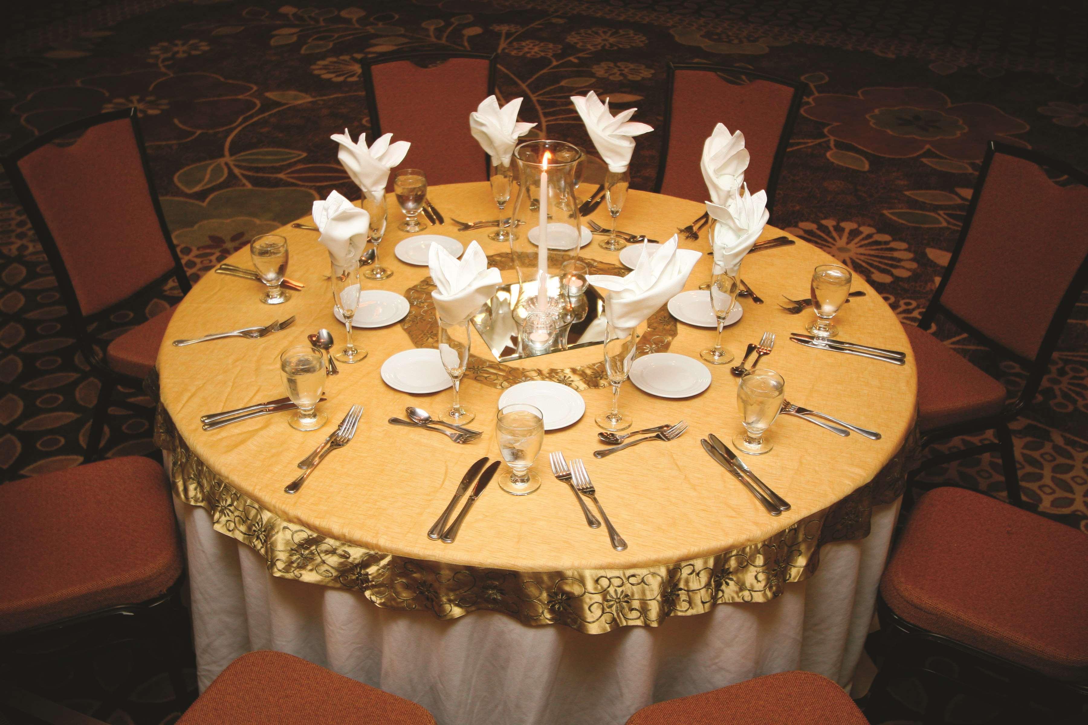 Doubletree Suites By Hilton At The Battery Atlanta Smyrna Restaurant foto